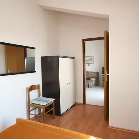 Apartment Mandre 6473b *