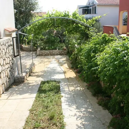 Mandre 6473b Apartment